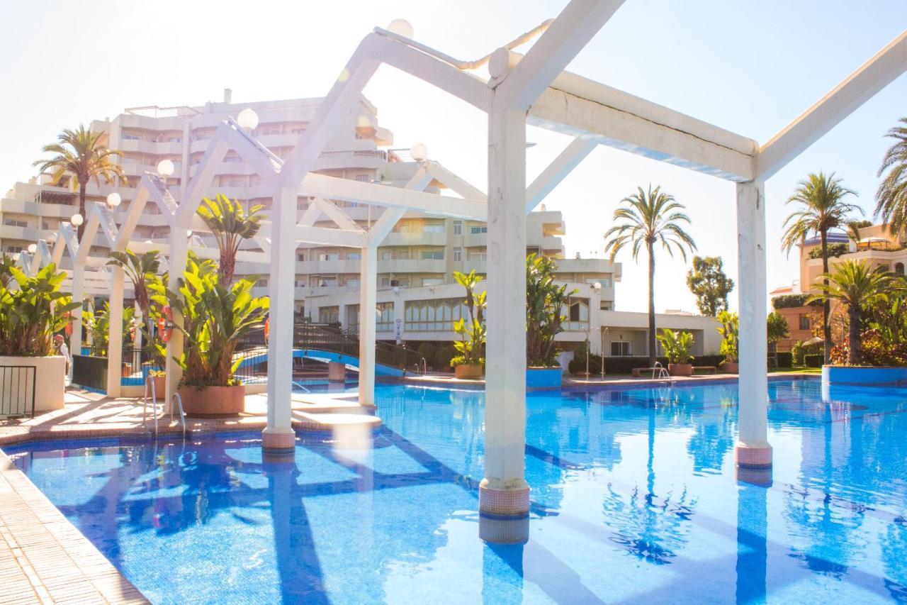 Benal beach vista al mar y parque acuático Benalmádena Esterno foto