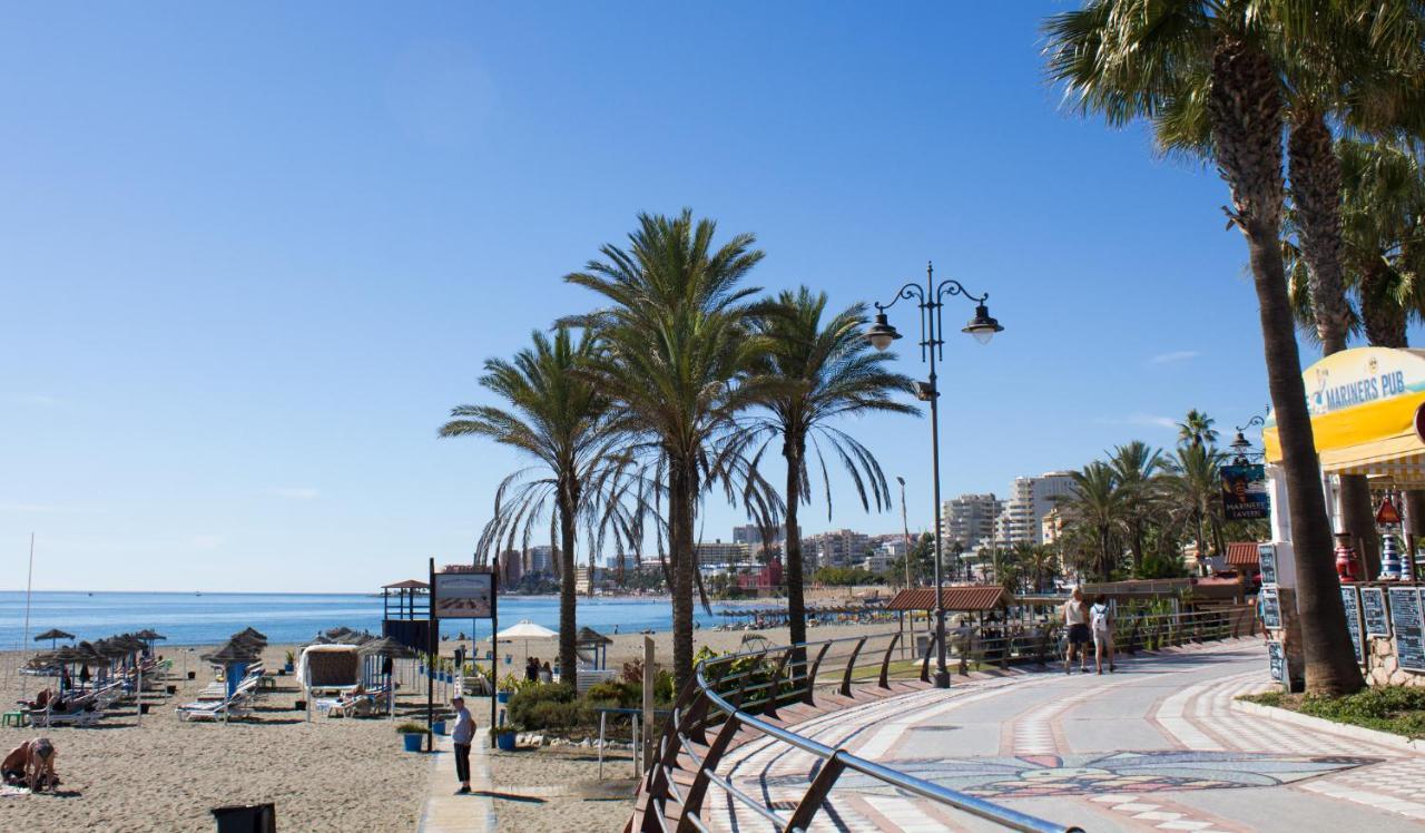 Benal beach vista al mar y parque acuático Benalmádena Esterno foto