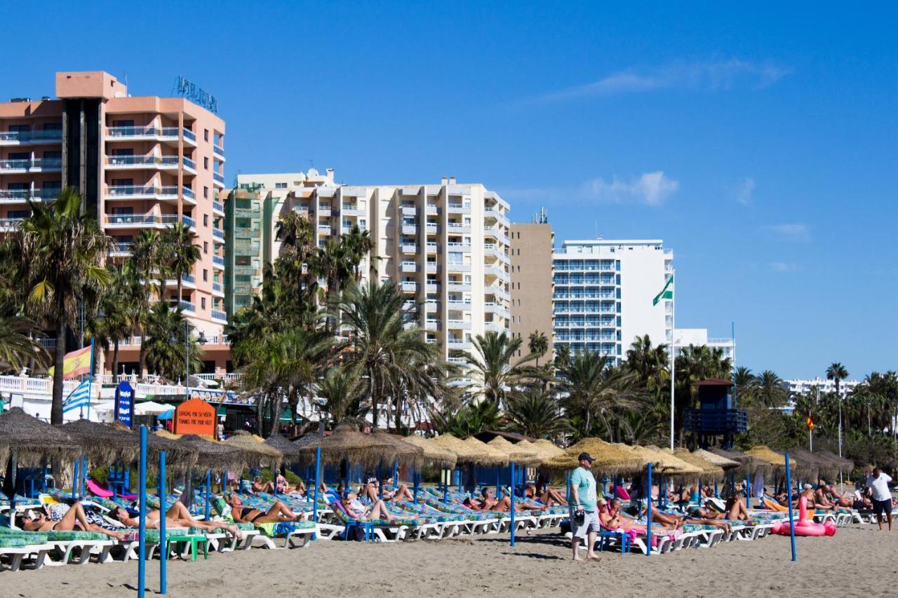 Benal beach vista al mar y parque acuático Benalmádena Esterno foto